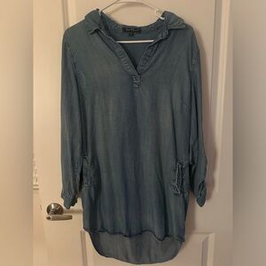 Cute very comfortable with pockets light Jean T-shirt dress